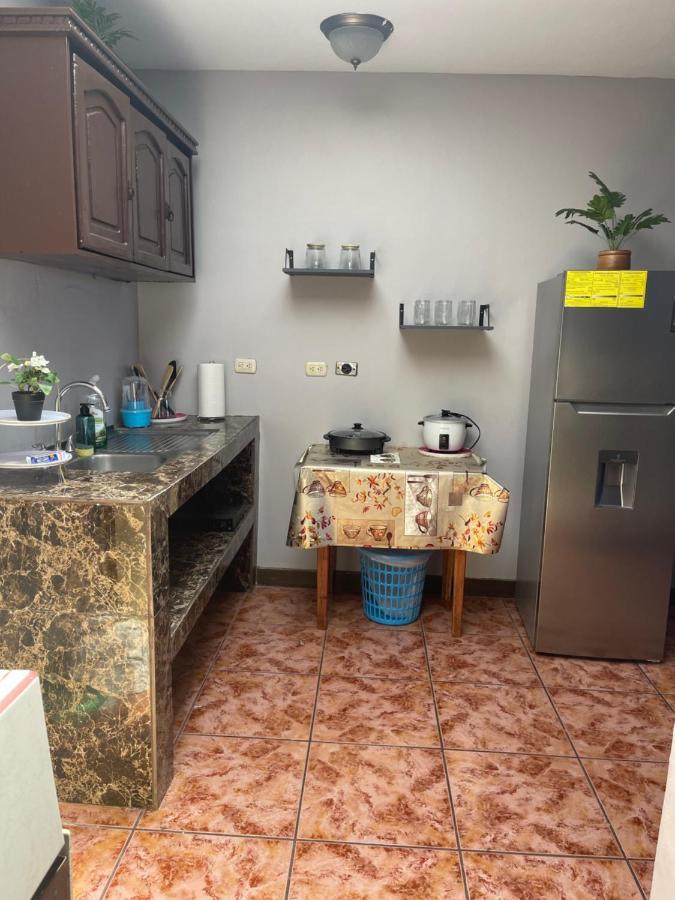 Relax In Downtown Alajuela 5 Min Near The Airport Apartment Ngoại thất bức ảnh