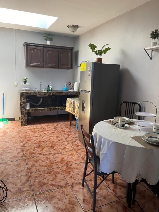 Relax In Downtown Alajuela 5 Min Near The Airport Apartment Ngoại thất bức ảnh