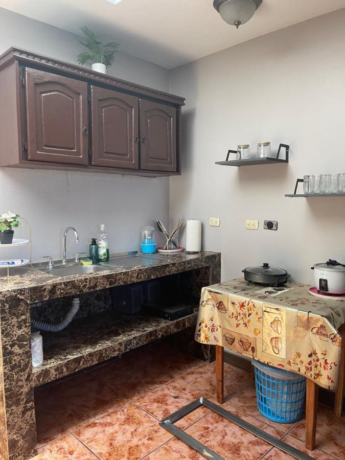 Relax In Downtown Alajuela 5 Min Near The Airport Apartment Ngoại thất bức ảnh