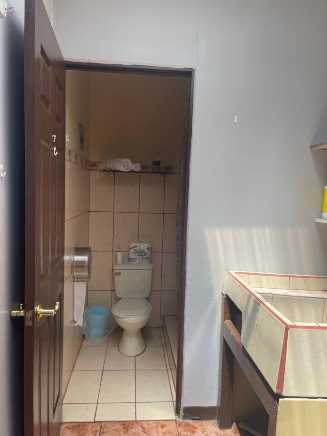 Relax In Downtown Alajuela 5 Min Near The Airport Apartment Ngoại thất bức ảnh